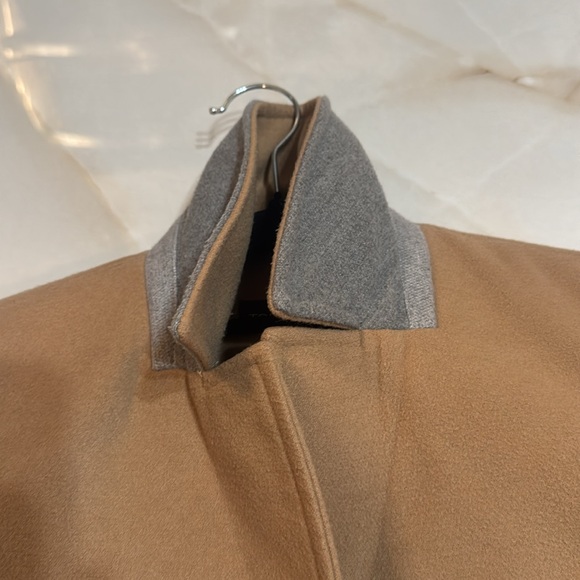 Camel coat - Picture 4 of 10